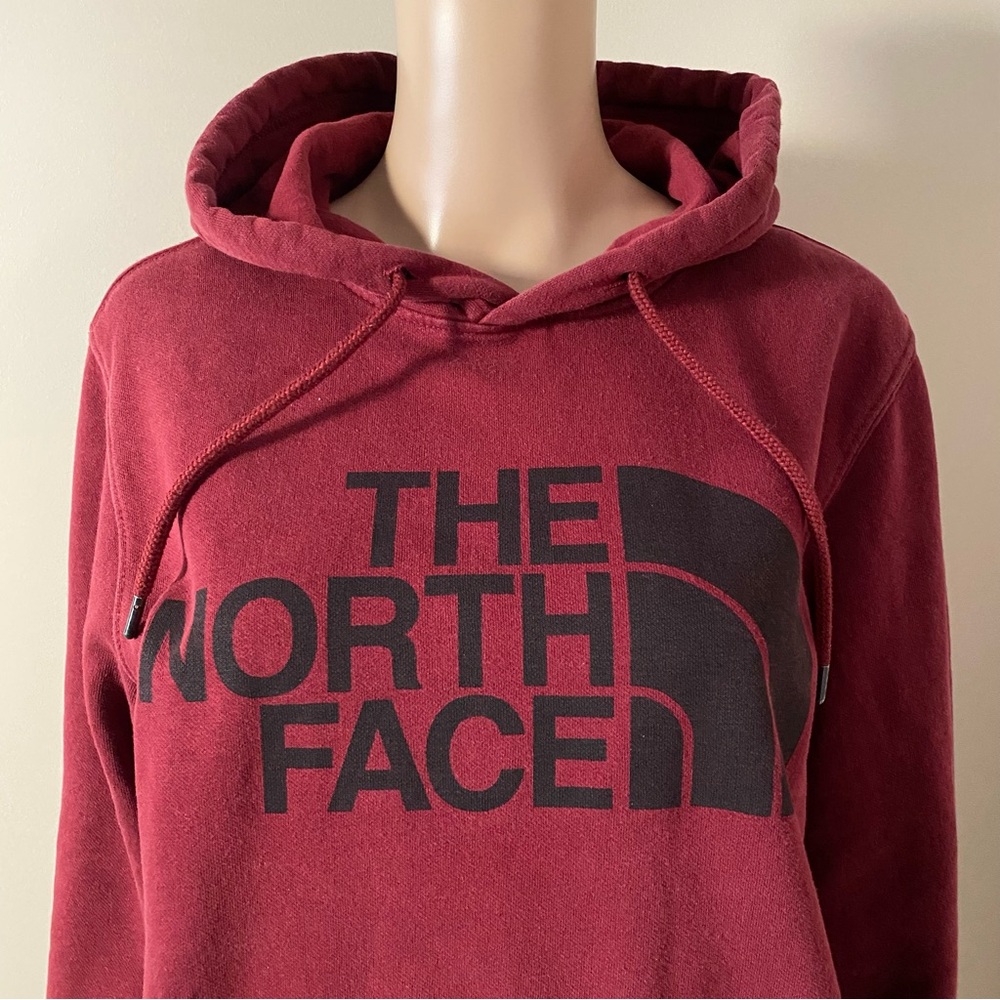 The North Face Burgundy Hoodie, men’s small